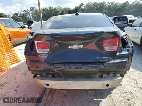 2014 Chevrolet Malibu LS with VIN 1G11A5SL6EF213893, listed as a Copart auction lot 84719055 with 144,400 mi miles and Salvage title. Bid and sale history available at DreamBid. Image 6.