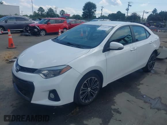 ✅ 2015 Toyota Corolla L • VIN: 5YFBURHE4FP235579 • Лот: 43146199. Опубликован ранее на IAAI с пробегом 134 455 миль. Бесплатный доступ к архиву аукционных продаж из США и подробный отчёт об истории автомобиля на DreamBid. Изображение 2.