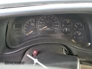 ✅ 2002 Chevrolet Suburban LT • VIN: 1GNFK16T02J261631 • Лот: 46933875. Опубликован ранее на Copart с пробегом Не указан. Бесплатный доступ к архиву аукционных продаж из США и подробный отчёт об истории автомобиля на DreamBid. Изображение 9.