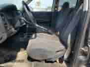 2002 Dodge Dakota SLT z VIN 1B7HL48X52S688636, wystawiony jako Copart lot #53062325 z przebiegiem 224 011 mil mil oraz Szkoda całkowita • Salvage title. Historia ofert i sprzedaży dostępna na DreamBid. Obrazek 7.