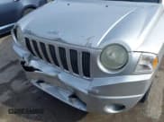 ✅ 2007 Jeep Compass Sport • VIN: 1J8FT47W47D342727 • Лот: 43601220. Опубликован ранее на IAAI с пробегом 201 621 миль. Бесплатный доступ к архиву аукционных продаж из США и подробный отчёт об истории автомобиля на DreamBid. Изображение 6.