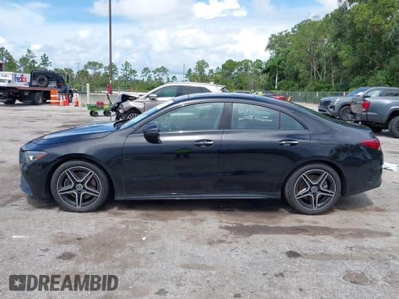 ✅ 2024 Mercedes-Benz CLA 250 • VIN: W1K5J4GB7RN471120 • Lot: 42764092. Listed on IAAI with 34,022 mi. Free auction sales archive from the USA and detailed vehicle history report at DreamBid. Image 14.