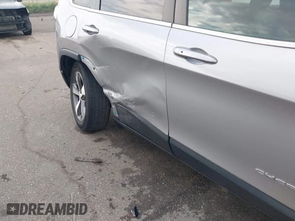 ✅ 2020 Jeep Cherokee Limited • VIN: 1C4PJMDX2LD587857 • Лот: 42849826. Опубликован ранее на IAAI с пробегом 43 546 миль. Бесплатный доступ к архиву аукционных продаж из США и подробный отчёт об истории автомобиля на DreamBid. Изображение 6.