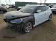 2013 Hyundai Veloster Turbo z VIN KMHTC6AE1DU126220, wystawiony jako Copart lot #71816384 z przebiegiem 128 943 mil mil oraz Szkoda całkowita • Salvage title. Historia ofert i sprzedaży dostępna na DreamBid. Obrazek 1.