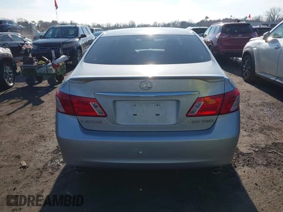 ✅ 2008 Lexus ES 330 • VIN: JTHBJ46G082252038 • Lot: 43735401. Wystawiony na IAAI z przebiegiem 162 424 mil. Bezpłatny archiwum sprzedaży aukcyjnych z USA i szczegółowy raport historii pojazdu na DreamBid. Zdjęcie 16.