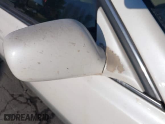 ✅ 2000 Lexus ES 300 • VIN: JT8BF28G5Y0248095 • Lot: 43899030. Listed on IAAI with 132,712 mi. Free auction sales archive from the USA and detailed vehicle history report at DreamBid. Image 6.