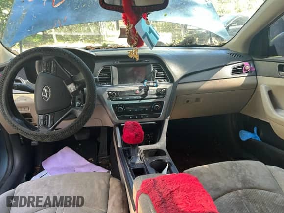 2016 Hyundai Sonata 2.4L z VIN 5NPE24AF7GH268034, wystawiony jako Copart lot #91316115 z przebiegiem Nie podano mil oraz Czysty tytuł • Clean title. Historia ofert i sprzedaży dostępna na DreamBid. Obrazek 9.