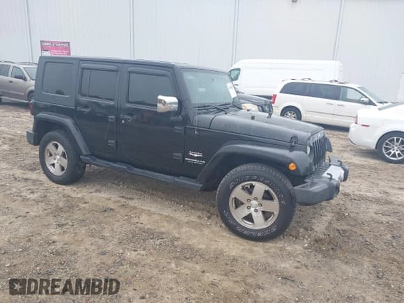 ✅ 2008 Jeep Wrangler Unlimited Sahara • VIN: 1J4GA59168L608758 • Lot: 42208426. Listed on IAAI with 212,132 mi. Free auction sales archive from the USA and detailed vehicle history report at DreamBid. Image 1.