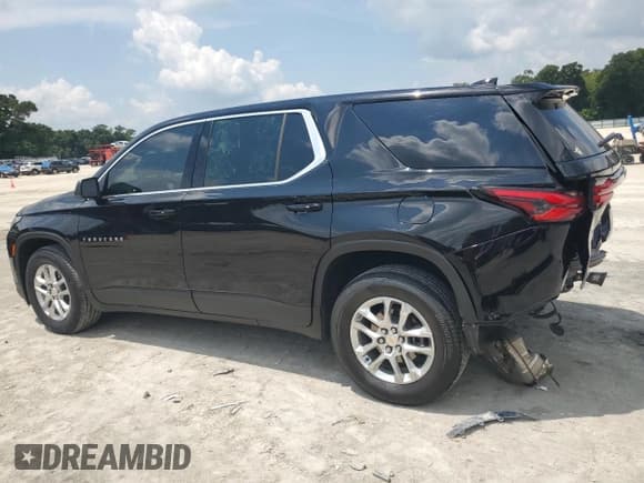 ✅ 2022 Chevrolet Traverse LS • VIN: 1GNERFKW9NJ195301 • Lot: 66993514. Wystawiony na Copart z przebiegiem 20 409 mil. Bezpłatny archiwum sprzedaży aukcyjnych z USA i szczegółowy raport historii pojazdu na DreamBid. Zdjęcie 2.