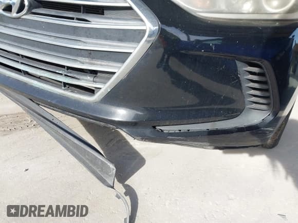 ✅ 2017 Hyundai Elantra Value Edition • VIN: 5NPD84LF4HH196587 • Lot: 43687534. Listed on IAAI with 100,061 mi. Free auction sales archive from the USA and detailed vehicle history report at DreamBid. Image 18.