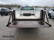 ✅ 2009 GMC Sierra 1500 • VIN: 1GTHC44K79E142956 • Лот: 80669944. Опубликован ранее на Copart с пробегом 309 022 миль. Бесплатный доступ к архиву аукционных продаж из США и подробный отчёт об истории автомобиля на DreamBid. Изображение 6.