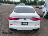 ✅ 2020 BMW 2 Series M235i xDrive • VIN: WBA13AL05L7F78801 • Lot: 42968789. Wystawiony na IAAI z przebiegiem 42 334 mil. Bezpłatny archiwum sprzedaży aukcyjnych z USA i szczegółowy raport historii pojazdu na DreamBid. Zdjęcie 16.
