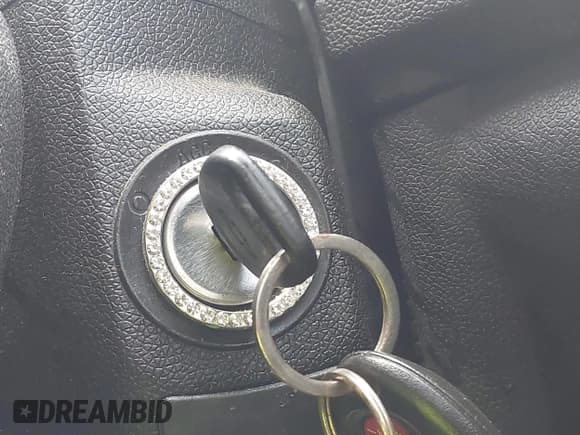 ✅ 2014 Chevrolet Traverse LT • VIN: 1GNKRHKD9EJ166149 • Lot: 42837996. Listed on IAAI with 226,220 mi. Free auction sales archive from the USA and detailed vehicle history report at DreamBid. Image 11.