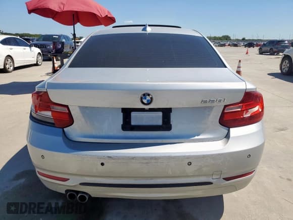 ✅ 2015 BMW 2 Series 228i • VIN: WBA1F5C54FV256772 • Лот: 66151435. Опубликован ранее на Copart с пробегом 102 449 миль. Бесплатный доступ к архиву аукционных продаж из США и подробный отчёт об истории автомобиля на DreamBid. Изображение 6.