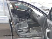 ✅ 2015 Volkswagen Jetta SE • VIN: 3VWD07AJ3FM262731 • Лот: 42468622. Опубликован ранее на IAAI с пробегом 131 874 миль. Бесплатный доступ к архиву аукционных продаж из США и подробный отчёт об истории автомобиля на DreamBid. Изображение 5.