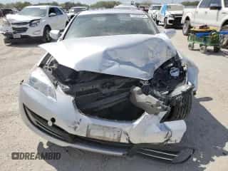 2011 Hyundai Genesis Coupe Track z VIN KMHHU6KH6BU048560, wystawiony jako Copart lot #72962744 z przebiegiem 121 071 mil mil oraz Szkoda całkowita • Salvage title. Historia ofert i sprzedaży dostępna na DreamBid. Obrazek 5.