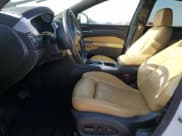 ✅ 2014 Cadillac SRX Performance Collection • VIN: 3GYFNFE32ES579763 • Lot: 65644415. Wystawiony na Copart z przebiegiem 110 223 mil. Bezpłatny archiwum sprzedaży aukcyjnych z USA i szczegółowy raport historii pojazdu na DreamBid. Zdjęcie 7.