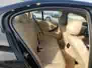 2014 BMW 3 Series 328i z VIN WBA3C1C57EK115074, wystawiony jako Copart lot #89925345 z przebiegiem 131 138 mil mil oraz Szkoda całkowita • Salvage title. Historia ofert i sprzedaży dostępna na DreamBid. Obrazek 10.