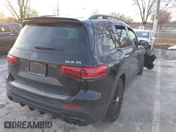 ✅ 2021 Mercedes-Benz GLB 35 AMG • VIN: W1N4M5BB4MW082439 • Lot: 41447077. Wystawiony na IAAI z przebiegiem 39 780 mil. Bezpłatny archiwum sprzedaży aukcyjnych z USA i szczegółowy raport historii pojazdu na DreamBid. Zdjęcie 4.