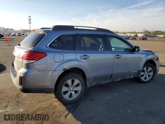 ✅ 2010 Subaru Outback • VIN: 4S4BRGKC1A3317988 • Lot: 86730484. Listed on Copart with 314,005 mi. Free auction sales archive from the USA and detailed vehicle history report at DreamBid. Image 3.