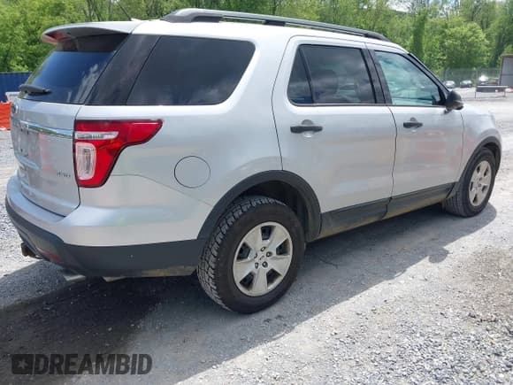 ✅ 2014 Ford Explorer • VIN: 1FM5K8B8XEGC44007 • Lot: 42233011. Wystawiony na IAAI z przebiegiem 167 877 mil. Bezpłatny archiwum sprzedaży aukcyjnych z USA i szczegółowy raport historii pojazdu na DreamBid. Zdjęcie 4.