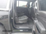 ✅ 2019 Chevrolet Suburban LT • VIN: 1GNSCHKCXKR356581 • Lot: 43382678. Wystawiony na IAAI z przebiegiem 112 699 mil. Bezpłatny archiwum sprzedaży aukcyjnych z USA i szczegółowy raport historii pojazdu na DreamBid. Zdjęcie 8.