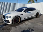 ✅ 2023 Bentley Flying Spur W12 • VIN: SCBBB6ZG9PC009457 • Lot: 69072215. Wystawiony na Copart z przebiegiem 13 334 mil. Bezpłatny archiwum sprzedaży aukcyjnych z USA i szczegółowy raport historii pojazdu na DreamBid. Zdjęcie 1.