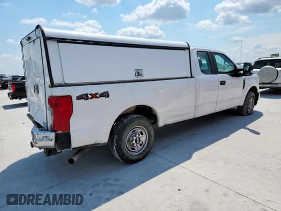 ✅ 2020 Ford F-250 XL • VIN: 1FT7X2A67LEC52165 • Lot: 61053385. Wystawiony na Copart z przebiegiem 178 242 mil. Bezpłatny archiwum sprzedaży aukcyjnych z USA i szczegółowy raport historii pojazdu na DreamBid. Zdjęcie 3.