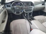 ✅ 2017 Hyundai Sonata 2.4L • VIN: 5NPE24AF9HH567767 • Лот: 82005685. Опубликован ранее на Copart с пробегом 175 336 миль. Бесплатный доступ к архиву аукционных продаж из США и подробный отчёт об истории автомобиля на DreamBid. Изображение 8.