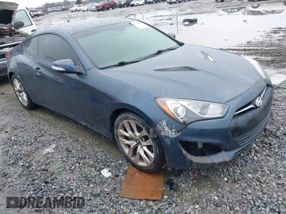 ✅ 2013 Hyundai Genesis Coupe R-Spec • VIN: KMHHU6KJ1DU084274 • Lot: 41755586. Wystawiony na IAAI z przebiegiem 151 114 mil. Bezpłatny archiwum sprzedaży aukcyjnych z USA i szczegółowy raport historii pojazdu na DreamBid. Zdjęcie 1.