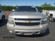 ✅ 2007 Chevrolet Suburban Commercial • VIN: 3GNGK26K97G241310 • Lot: 54781155. Wystawiony na Copart z przebiegiem 166 355 mil. Bezpłatny archiwum sprzedaży aukcyjnych z USA i szczegółowy raport historii pojazdu na DreamBid. Zdjęcie 5.