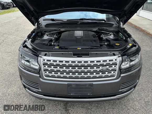 ✅ 2016 Land Rover Range Rover HSE • VIN: SALGS2VF8GA265005 • Lot: 64497695. Wystawiony na Copart z przebiegiem 97 666 mil. Bezpłatny archiwum sprzedaży aukcyjnych z USA i szczegółowy raport historii pojazdu na DreamBid. Zdjęcie 7.