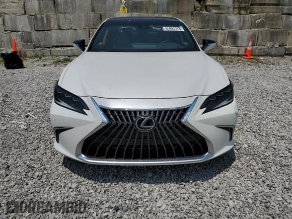 ✅ 2024 Lexus ES 350 Ultra Luxury • VIN: 58AFZ1B18RU169026 • Lot: 65993175. Listed on Copart with 6,021 mi. Free auction sales archive from the USA and detailed vehicle history report at DreamBid. Image 5.
