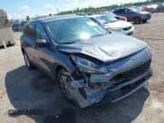 ✅ 2022 Ford Escape SE • VIN: 1FMCU9G6XNUA84405 • Lot: 42655912. Wystawiony na IAAI z przebiegiem 67 061 mil. Bezpłatny archiwum sprzedaży aukcyjnych z USA i szczegółowy raport historii pojazdu na DreamBid. Zdjęcie 1.