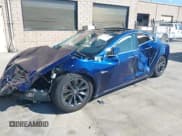 ✅ 2018 Tesla Model S 75D • VIN: 5YJSA1E24JF295614 • Lot: 43472153. Listed on IAAI with 38,556 mi. Free auction sales archive from the USA and detailed vehicle history report at DreamBid. Image 21.