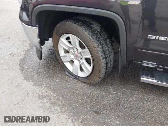 ✅ 2014 GMC Sierra 1500 SLE • VIN: 1GTR1UECXEZ364508 • Lot: 43436733. Wystawiony na IAAI z przebiegiem 75 208 mil. Bezpłatny archiwum sprzedaży aukcyjnych z USA i szczegółowy raport historii pojazdu na DreamBid. Zdjęcie 6.