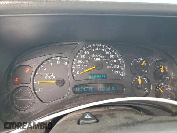 ✅ 2005 Chevrolet Tahoe LS • VIN: 1GNEC13V15R254501 • Lot: 95501555. Listed on Copart with 170,417 mi. Free auction sales archive from the USA and detailed vehicle history report at DreamBid. Image 9.