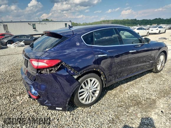 ✅ 2019 Maserati Levante GranLusso • VIN: ZN661XULXKX320598 • Лот: 83872545. Опубликован ранее на Copart с пробегом 37 940 миль. Бесплатный доступ к архиву аукционных продаж из США и подробный отчёт об истории автомобиля на DreamBid. Изображение 3.