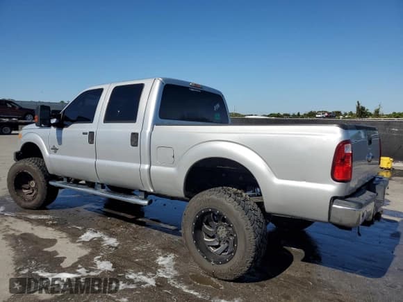 ✅ 2015 Ford F-250 Lariat • VIN: 1FT7W2BT8FEA81244 • Лот: 91305805. Опубликован ранее на Copart с пробегом 272 438 миль. Бесплатный доступ к архиву аукционных продаж из США и подробный отчёт об истории автомобиля на DreamBid. Изображение 2.