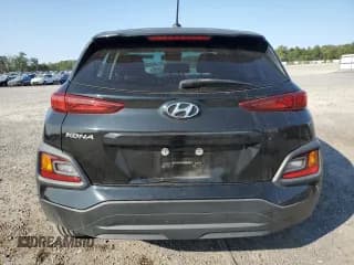 ✅ 2019 Hyundai Kona SE • VIN: KM8K12AAXKU329661 • Лот: 70824774. Опубликован ранее на Copart с пробегом 111 874 миль. Бесплатный доступ к архиву аукционных продаж из США и подробный отчёт об истории автомобиля на DreamBid. Изображение 6.