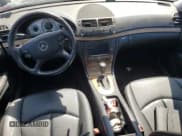 ✅ 2009 Mercedes-Benz E 350 Luxury • VIN: WDBUF87X49B375200 • Lot: 61847405. Wystawiony na Copart z przebiegiem 119 893 mil. Bezpłatny archiwum sprzedaży aukcyjnych z USA i szczegółowy raport historii pojazdu na DreamBid. Zdjęcie 8.
