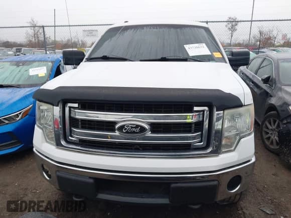 ✅ 2014 Ford F-150 XLT • VIN: 1FTFW1EF6EFC99140 • Лот: 43720632. Опубликован ранее на IAAI с пробегом 226 645 миль. Бесплатный доступ к архиву аукционных продаж из США и подробный отчёт об истории автомобиля на DreamBid. Изображение 12.