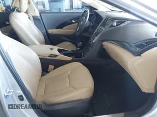 ✅ 2012 Hyundai Azera • VIN: KMHFG4JG6CA139956 • Лот: 42999973. Опубликован ранее на IAAI с пробегом 138 519 миль. Бесплатный доступ к архиву аукционных продаж из США и подробный отчёт об истории автомобиля на DreamBid. Изображение 5.