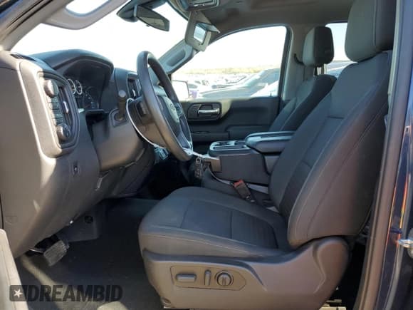 ✅ 2022 Chevrolet Silverado 1500 Custom Trail Boss • VIN: 3GCPYCEL9NG206142 • Lot: 79852624. Wystawiony na Copart z przebiegiem 35 778 mil. Bezpłatny archiwum sprzedaży aukcyjnych z USA i szczegółowy raport historii pojazdu na DreamBid. Zdjęcie 7.