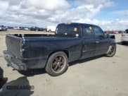 ✅ 2001 Chevrolet Silverado 1500 • VIN: 1GCEC19T81Z142836 • Лот: 49498445. Опубликован ранее на Copart с пробегом 337 498 миль. Бесплатный доступ к архиву аукционных продаж из США и подробный отчёт об истории автомобиля на DreamBid. Изображение 3.