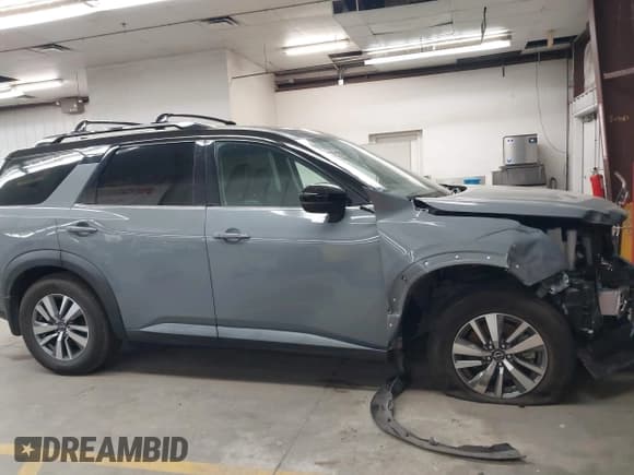 ✅ 2022 Nissan Pathfinder SL • VIN: 5N1DR3CA5NC206929 • Lot: 43463972. Wystawiony na IAAI z przebiegiem 55 039 mil. Bezpłatny archiwum sprzedaży aukcyjnych z USA i szczegółowy raport historii pojazdu na DreamBid. Zdjęcie 14.