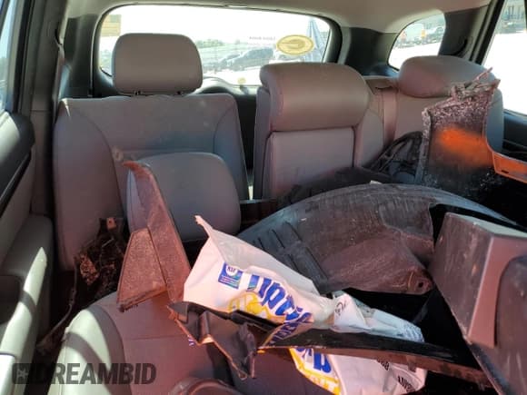 ✅ 2011 Hyundai Santa Fe SE • VIN: 5XYZH4AG8BG045865 • Lot: 57776174. Listed on Copart with Not provided. Free auction sales archive from the USA and detailed vehicle history report at DreamBid. Image 10.