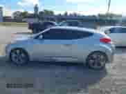 2012 Hyundai Veloster w/Red Int с VIN KMHTC6AD2CU069029, выставлен на аукционе IAAI как лот 43327196 с пробегом 114 085 миль миль и . История ставок и продаж доступна на DreamBid. Изображение 14.