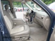 ✅ 2004 Ford Explorer • VIN: 1FMZU84W64UB21831 • Lot: 42585205. Wystawiony na IAAI z przebiegiem 150 392 mil. Bezpłatny archiwum sprzedaży aukcyjnych z USA i szczegółowy raport historii pojazdu na DreamBid. Zdjęcie 5.