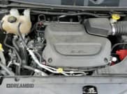 ✅ 2020 Chrysler Pacifica Limited • VIN: 2C4RC1GG9LR284519 • Lot: 90303305. Wystawiony na Copart z przebiegiem 123 065 mil. Bezpłatny archiwum sprzedaży aukcyjnych z USA i szczegółowy raport historii pojazdu na DreamBid. Zdjęcie 17.